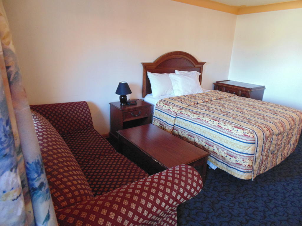 Capri Motel Port Colborne Room photo